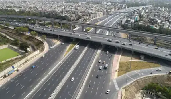 Featured Image of Godrej Verano Corridor